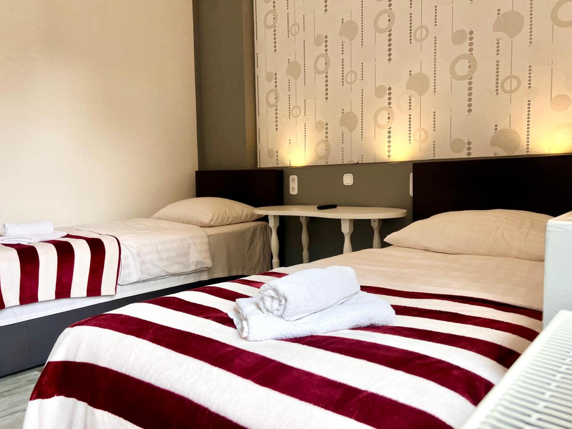 London Suite Fuer 4 Mit Kueche Und Wifi Essen Exteriér fotografie